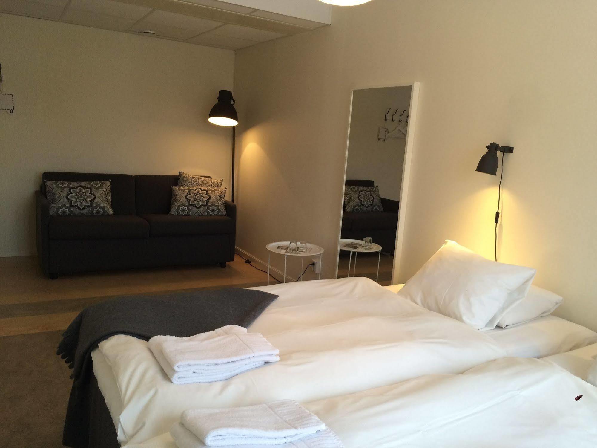 Le Mat B&B Åkersberga Екстериор снимка