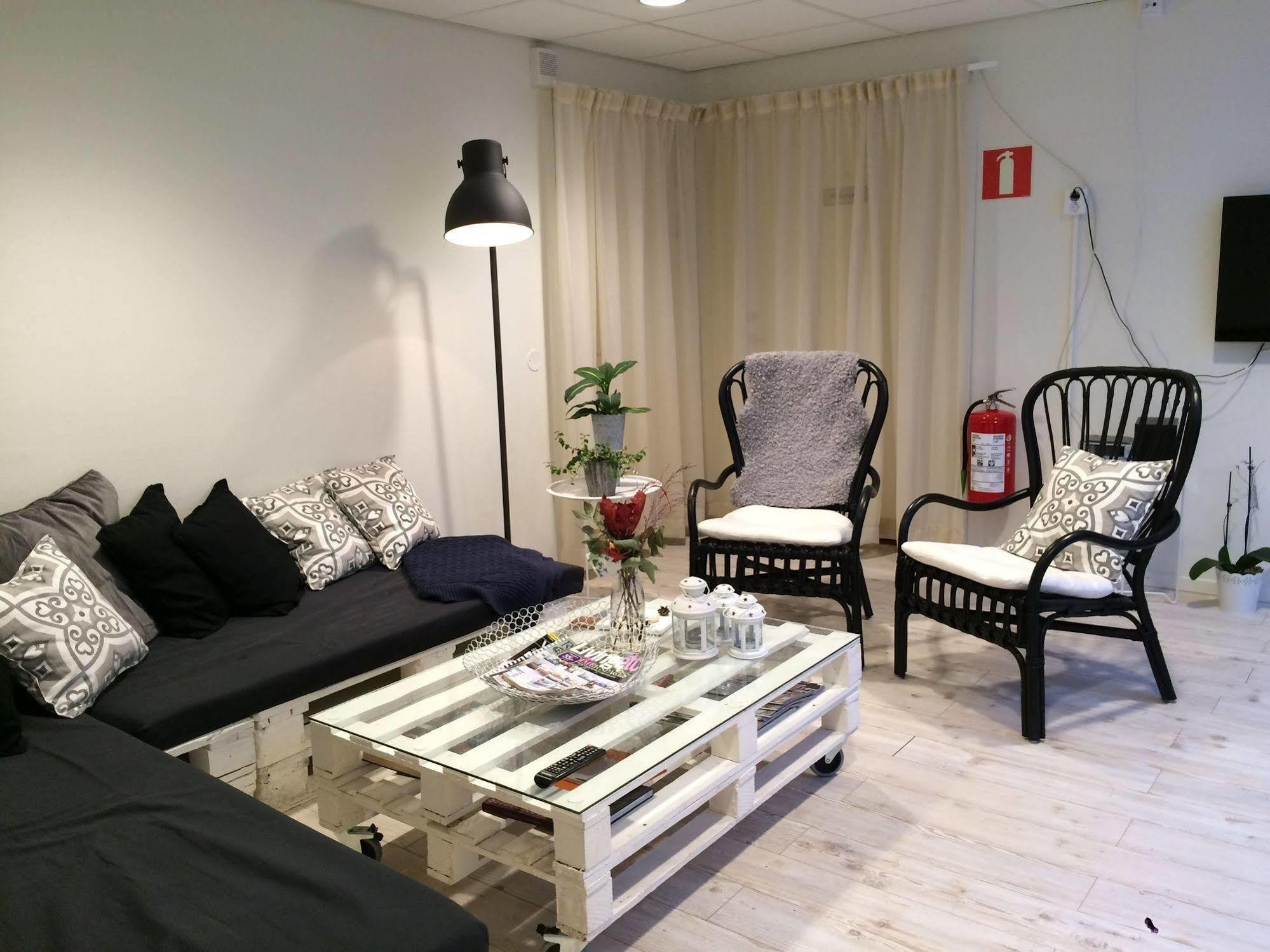Le Mat B&B Åkersberga Екстериор снимка